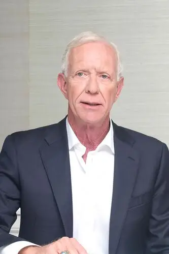 Sully Sullenberger Wall Poster picture 825895