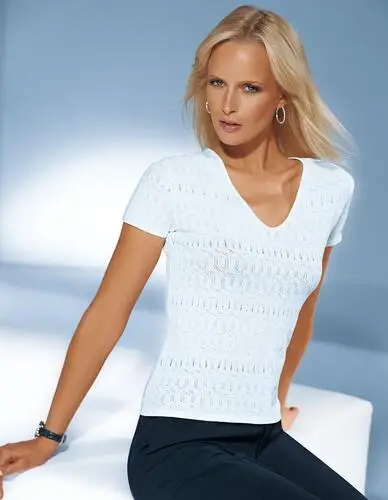 Svenja Parotat White T-Shirt - idPoster.com