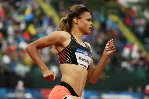 Sydney McLaughlin Protected Face mask - idPoster.com