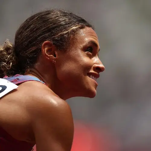 Sydney McLaughlin Protected Face mask - idPoster.com
