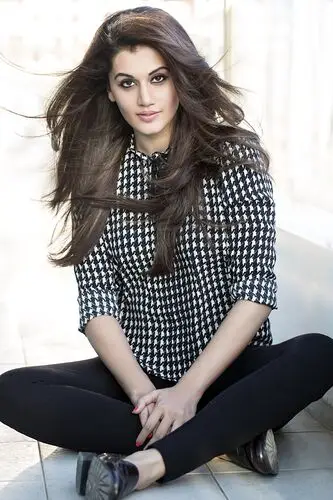 Taapsee Pannu Protected Face mask - idPoster.com