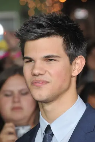 Taylor Lautner Wall Poster picture 24344