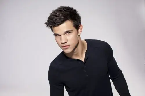 Taylor Lautner Jigsaw Puzzle picture 264353