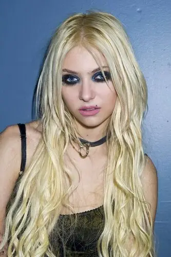 Taylor Momsen Jigsaw Puzzle picture 112017
