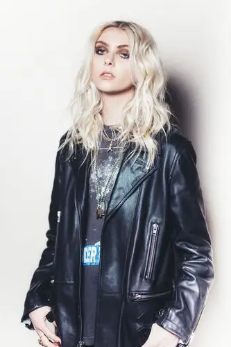 Taylor Momsen Jigsaw Puzzle picture 695306