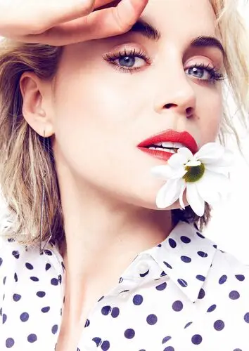 Taylor Schilling Jigsaw Puzzle picture 551101