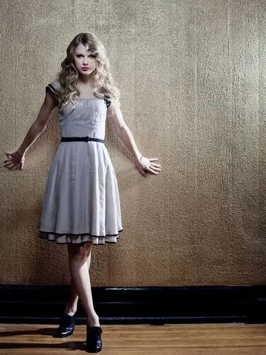 Taylor Swift White Tank-Top - idPoster.com