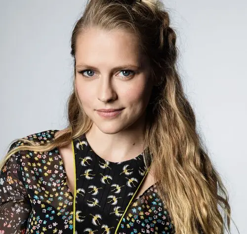 Teresa Palmer Jigsaw Puzzle picture 882635