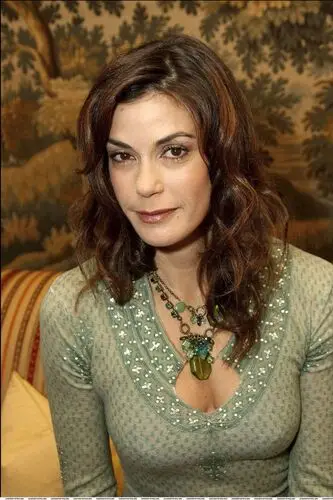 Teri Hatcher Wall Poster picture 882708