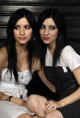 The Veronicas Wall Poster picture 533287