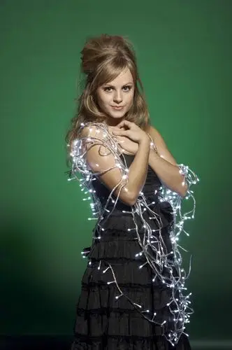 Tina O'Brien Jigsaw Puzzle picture 336187
