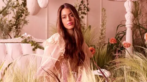 Tini Stoessel Jigsaw Puzzle picture 936879