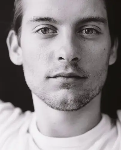 Tobey Maguire Wall Poster picture 485752