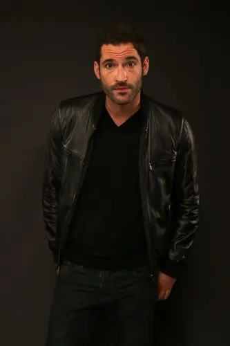 Tom Ellis Wall Poster picture 921097