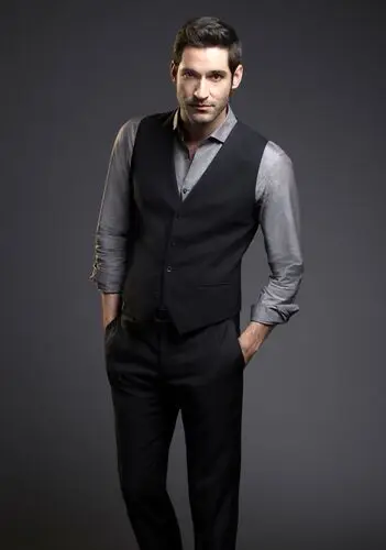 Tom Ellis Wall Poster picture 921192