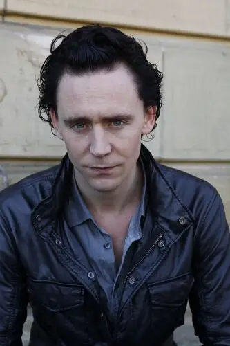 Tom Hiddleston Wall Poster picture 551878