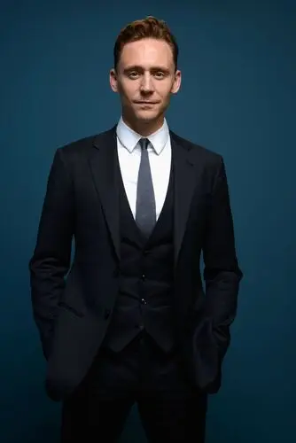Tom Hiddleston Wall Poster picture 551888