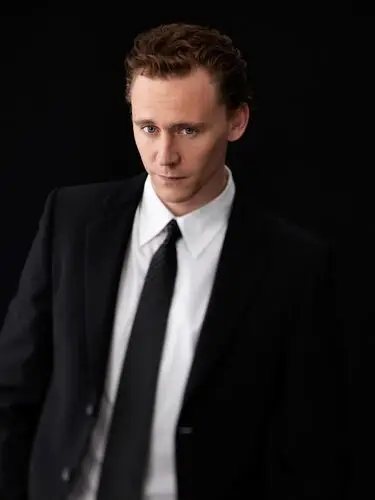 Tom Hiddleston Wall Poster picture 551902