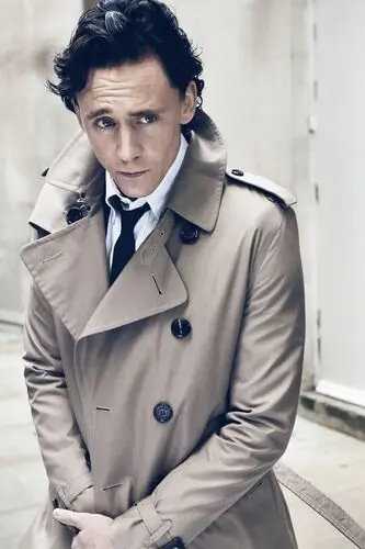 Tom Hiddleston Wall Poster picture 551910