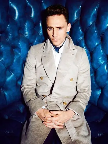 Tom Hiddleston Wall Poster picture 551917