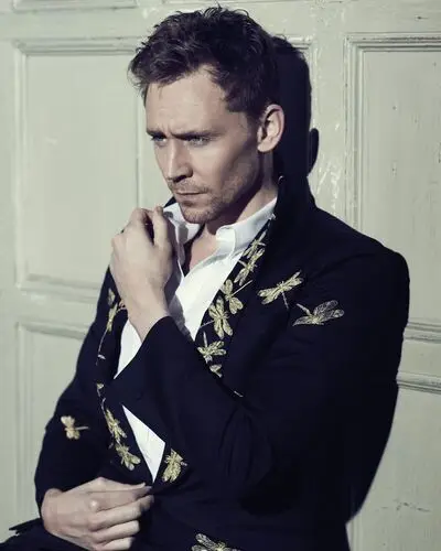 Tom Hiddleston Wall Poster picture 551925