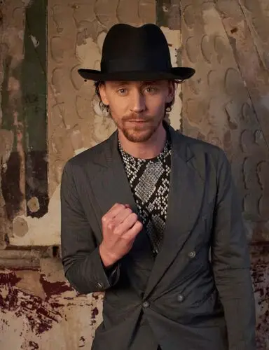 Tom Hiddleston Wall Poster picture 551946