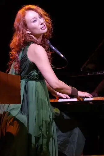 Tori Amos Jigsaw Puzzle picture 20122