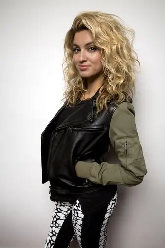 Tori Kelly Computer MousePad picture 534015
