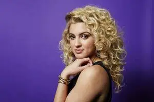 Tori Kelly posters and prints
