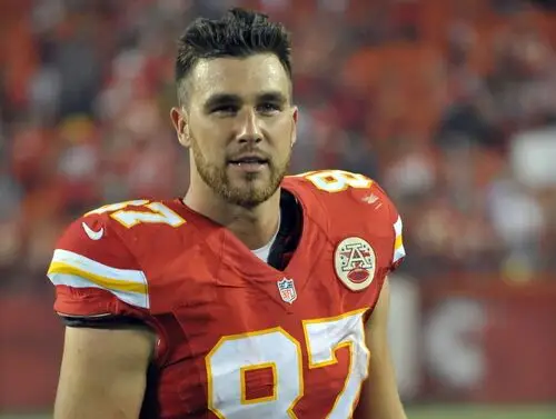 Travis Kelce Jigsaw Puzzle picture 721593