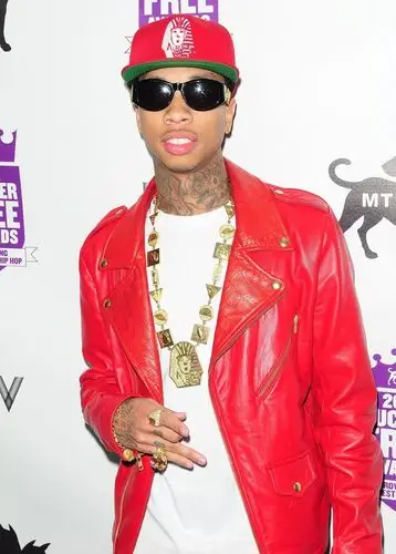 Tyga Jigsaw Puzzle picture 260135