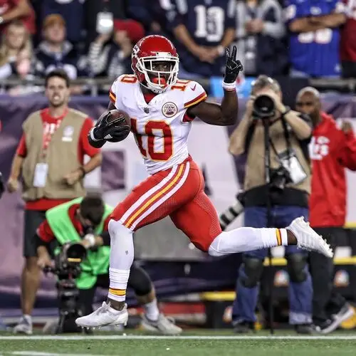 Tyreek Hill Jigsaw Puzzle picture 721799