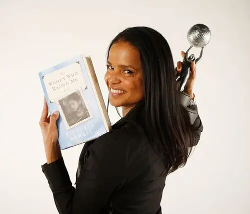 Victoria Rowell Jigsaw Puzzle picture 545070