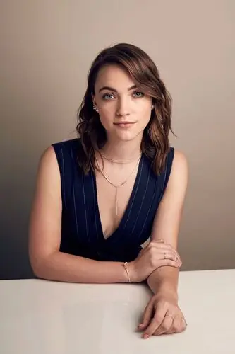 Violett Beane Jigsaw Puzzle picture 886666