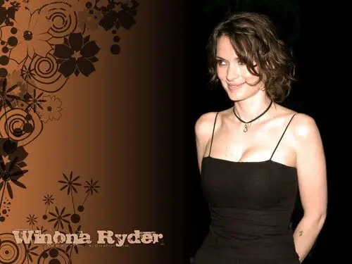 Winona Ryder Computer MousePad picture 769154