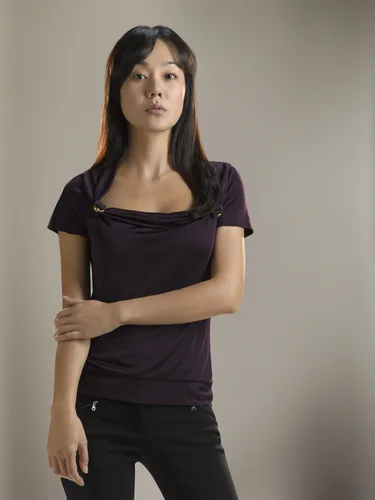 Yun Jin Kim Women's Colored  Long Sleeve T-Shirt - idPoster.com