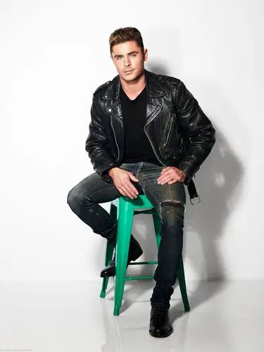 Zac Efron Wall Poster picture 676026