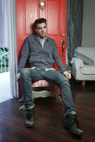 Zachary Quinto Jigsaw Puzzle picture 160976