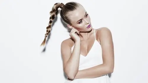 Zara Larsson Jigsaw Puzzle picture 553706