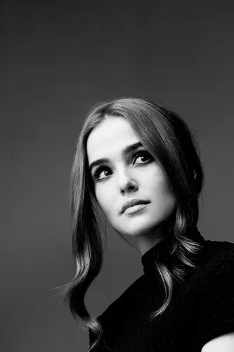 Zoey Deutch Wall Poster picture 554443