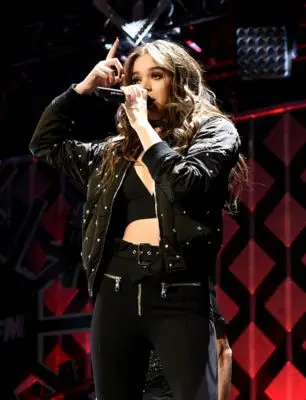 Hailee Steinfeld (events) Wall Poster picture 106739
