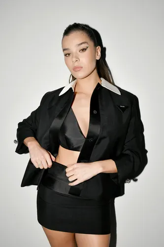 Hailee Steinfeld photo Wall Poster picture 115231