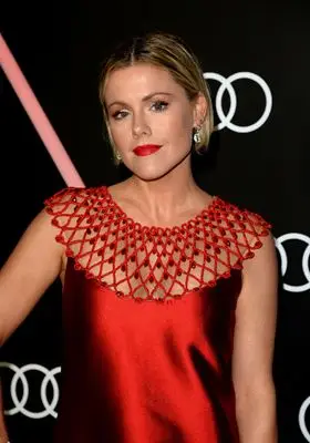 Kathleen Robertson (events) Protected Face mask - idPoster.com