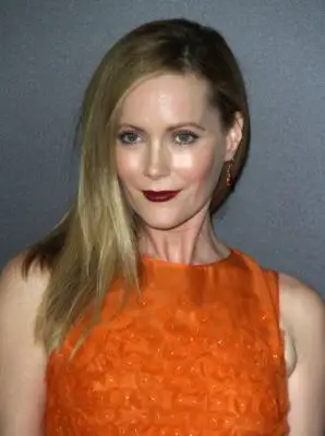Leslie Mann (events) Protected Face mask - idPoster.com