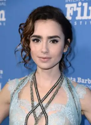 Lily Collins (events) Tote Bag - idPoster.com