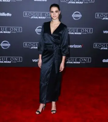 Maia Mitchell (events) Jigsaw Puzzle picture 110427