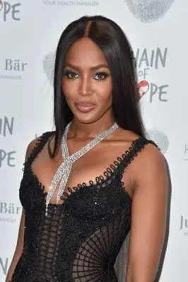 Naomi Campbell (events) Protected Face mask - idPoster.com