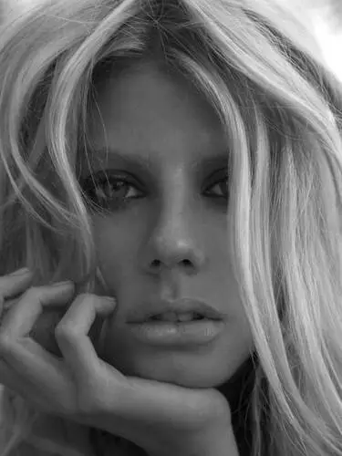 Charlotte Mckinney Jigsaw Puzzle picture 593924