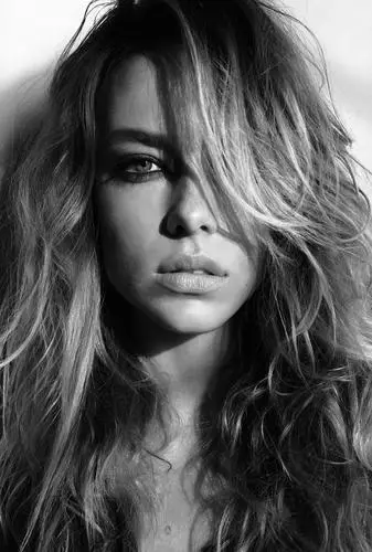 Hannah Ferguson Wall Poster picture 358473