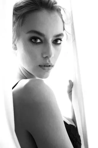 Hannah Ferguson Wall Poster picture 358475